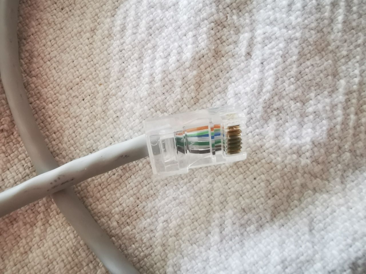 Kabel Ethernet 8 metrów z zarobionymi końcówkami RJ45
