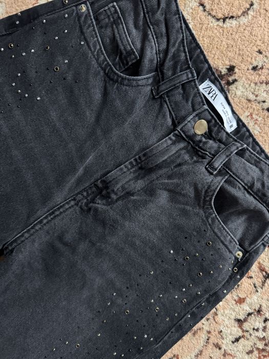 Джинси зі стразами zara