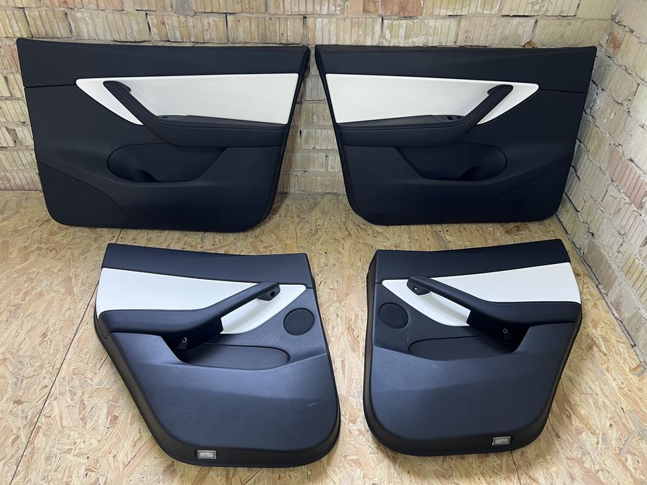 Карти дверні tesla model Y 3 S21+