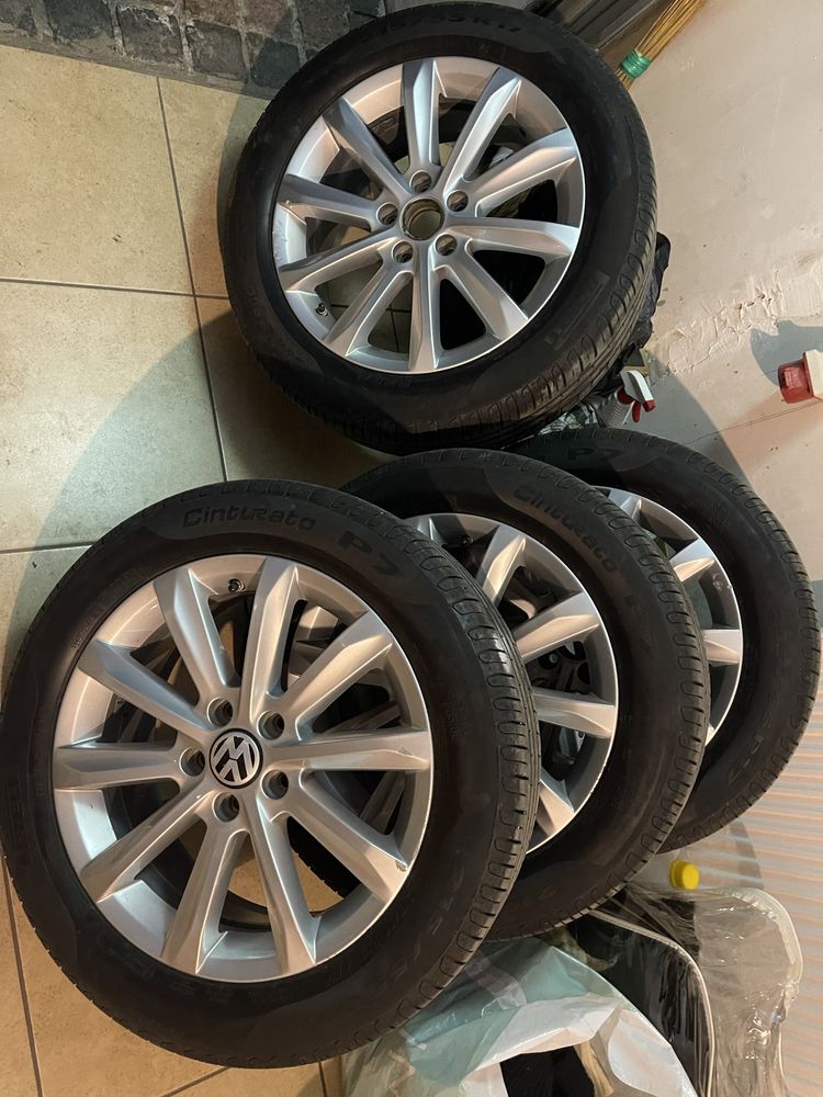 Шини резина 215/55 R17 Pirelli Cintutato P7