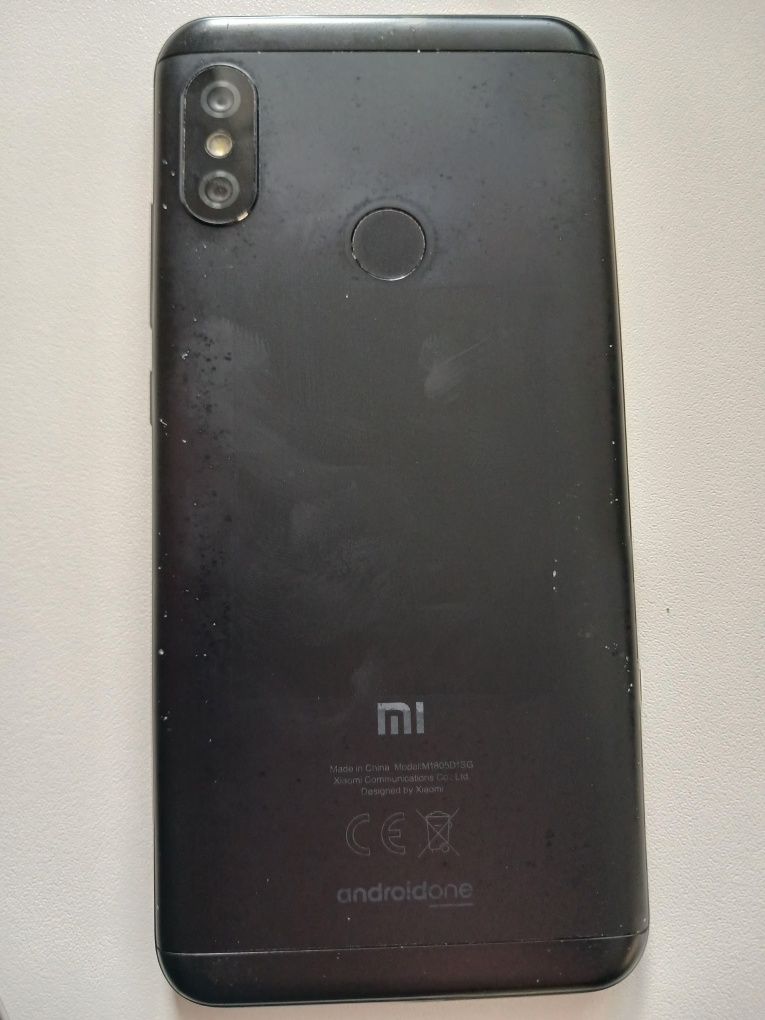 Телефон Xiaomi Mi A2 Lite 3/32GB