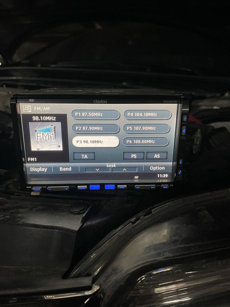 Автомагнітола Clarion 983 HD kia