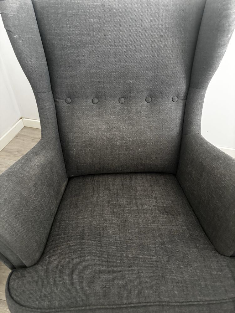 Cadeirão strandmon Ikea