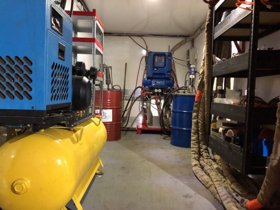 Ocieplenie poddasza, izolacja pianką, docieplenie piana, natrysk PUR