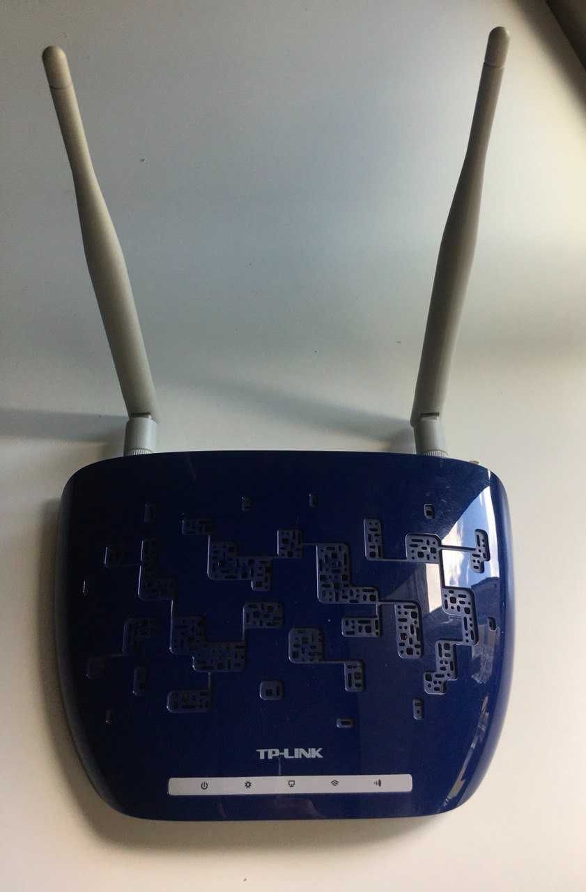 Ретранслятор для роутера (расширитель) Wi-Fi. TP-LINK TL-WA850RE