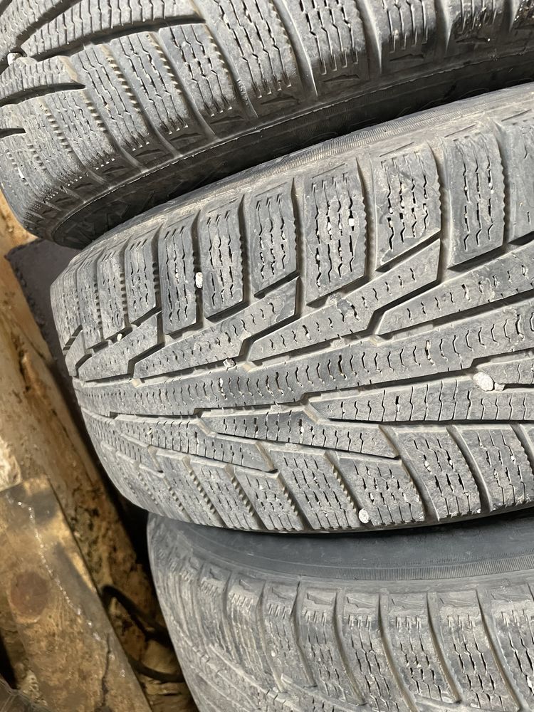 Резина шины покрышки 195/60 r15 Nokian