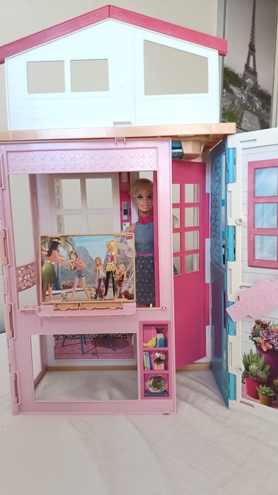 Domek Barbie Mattel składany akcesoria