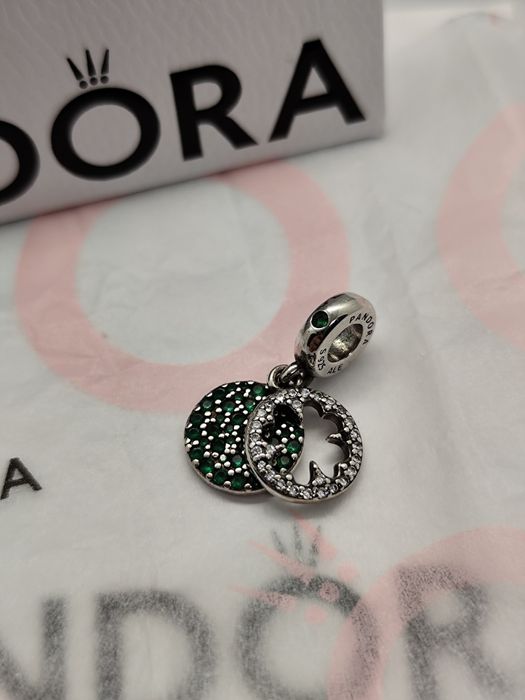 Pendente trevo da Pandora
