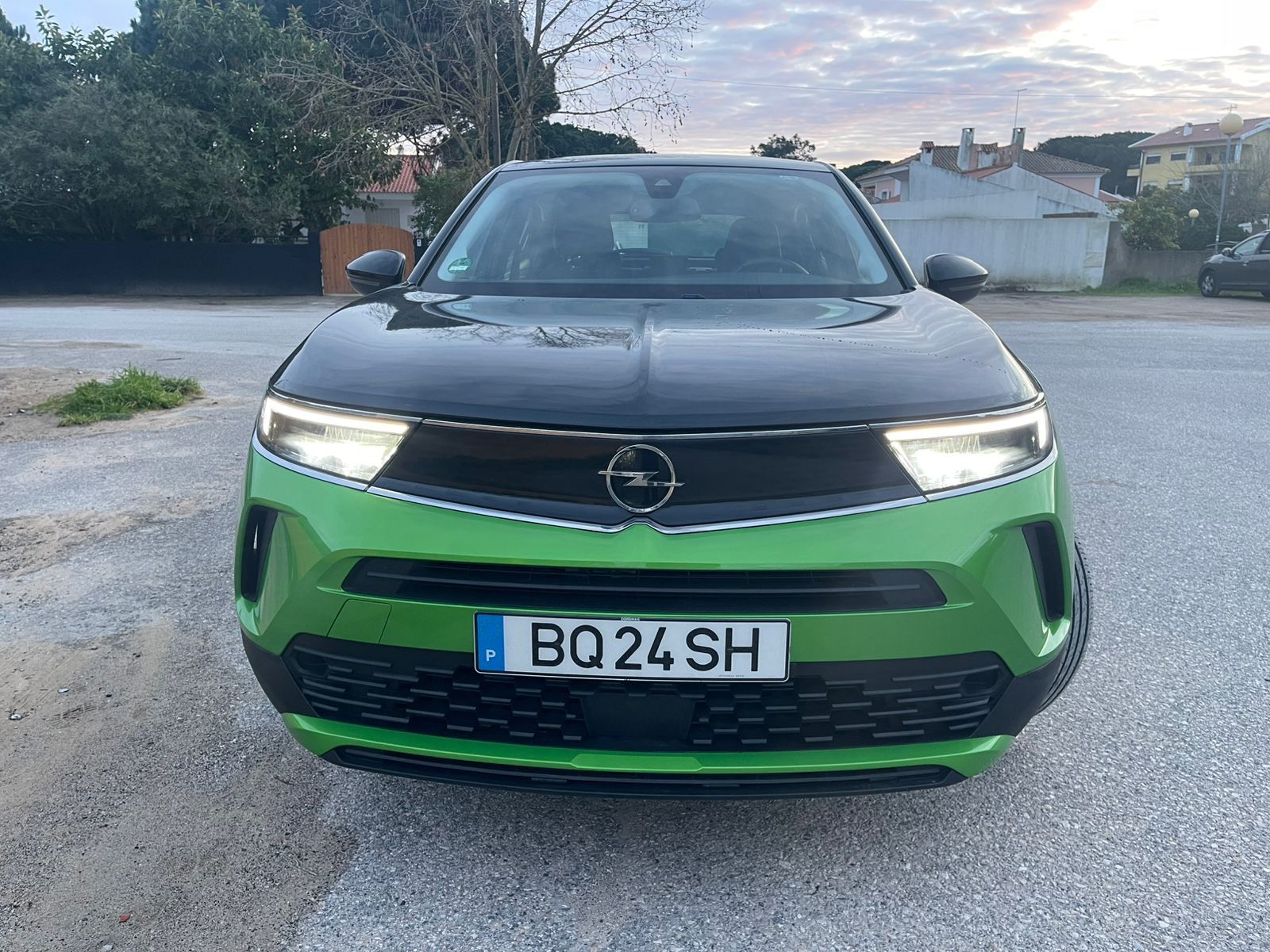 Opel E-Mokka edition 100% Electrico Autonomia 380 klms .