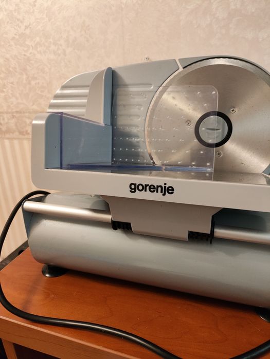 Слайсер бытовой.