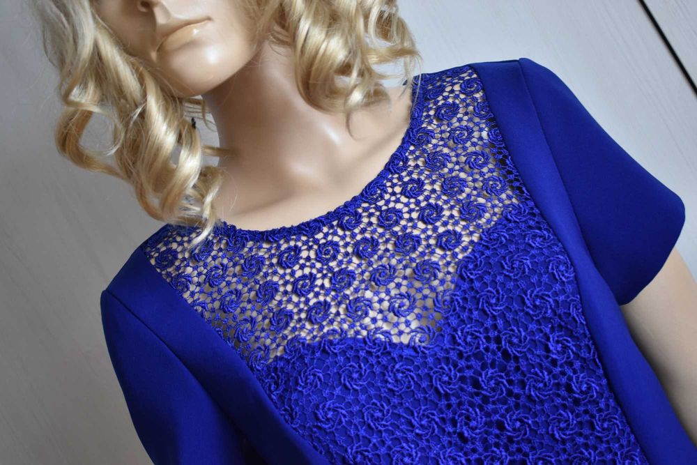 Sukienka S 36 elegancka za kolano midi prosta koronka wizytowa wesele