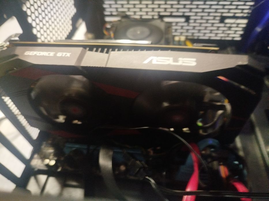 Продам Компьютер / Системник GTX 1050Ti/4Gb/FX6300 12Gb SSD256/HDD500