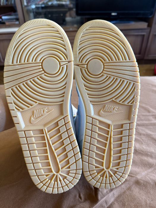 Nike Air Jordan 1 розмір 42