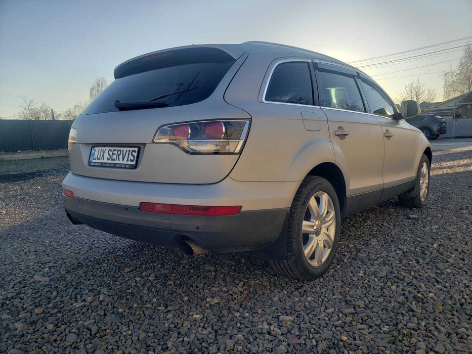 Продам Audi Q7 3.0 дизель