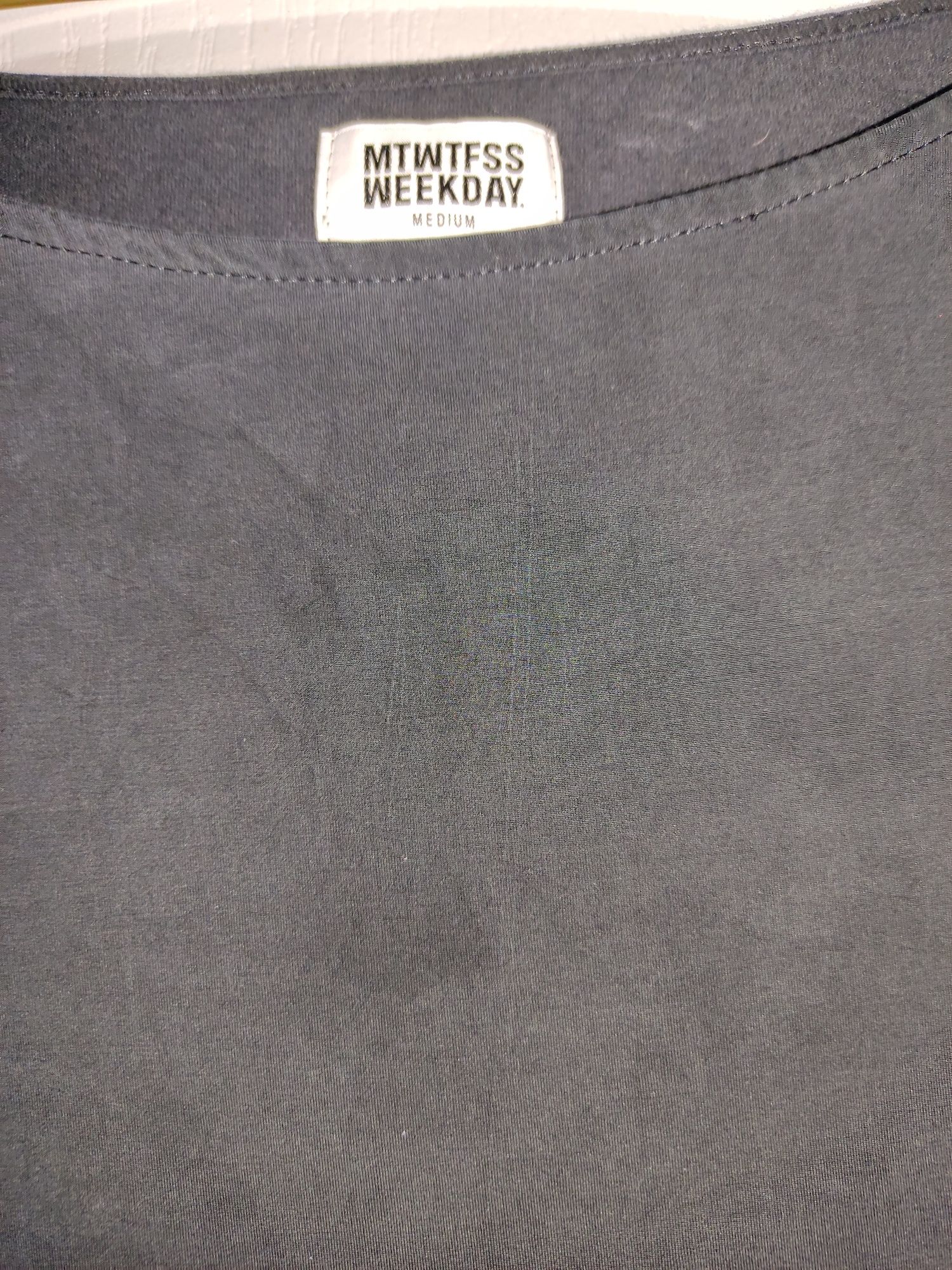 Śliczna czarna tunika , bluzka luźna weekday L/XL