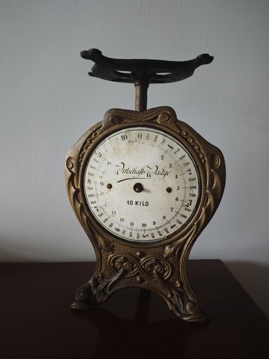 Zabytkowa stara waga kuchenna niemiecka mosiężna secesja antyk