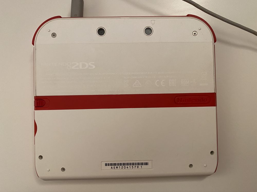 Nintendo 2ds 2013