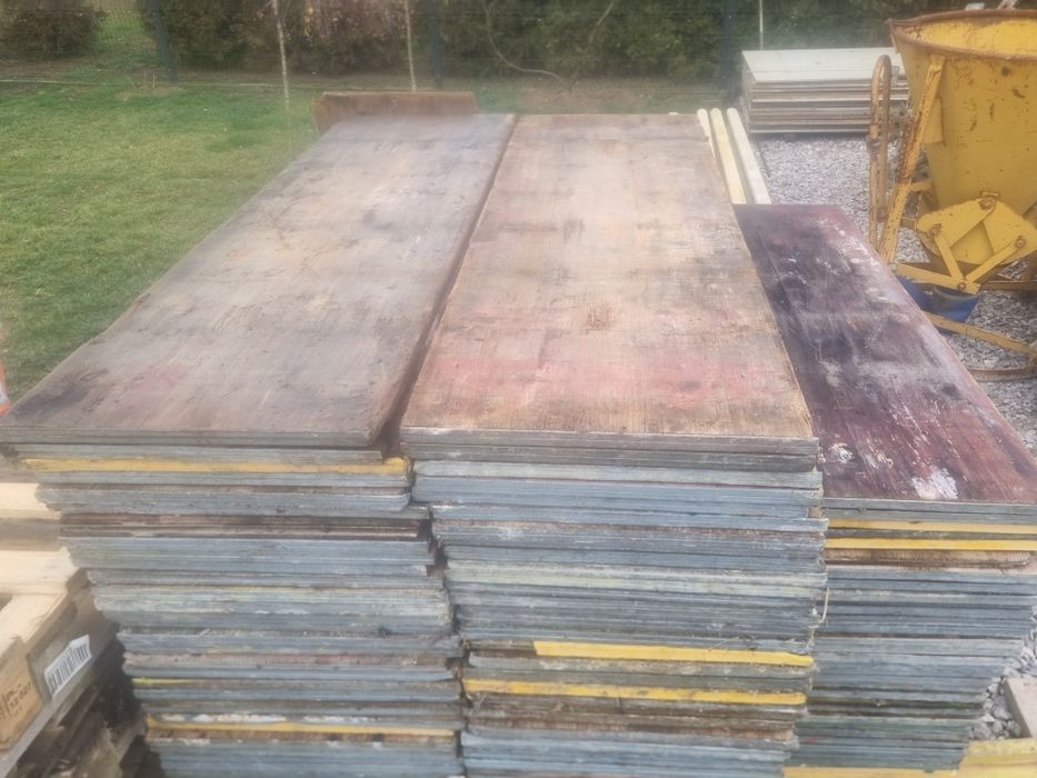 Plyty szalunkowe 150x50 - odpadowe