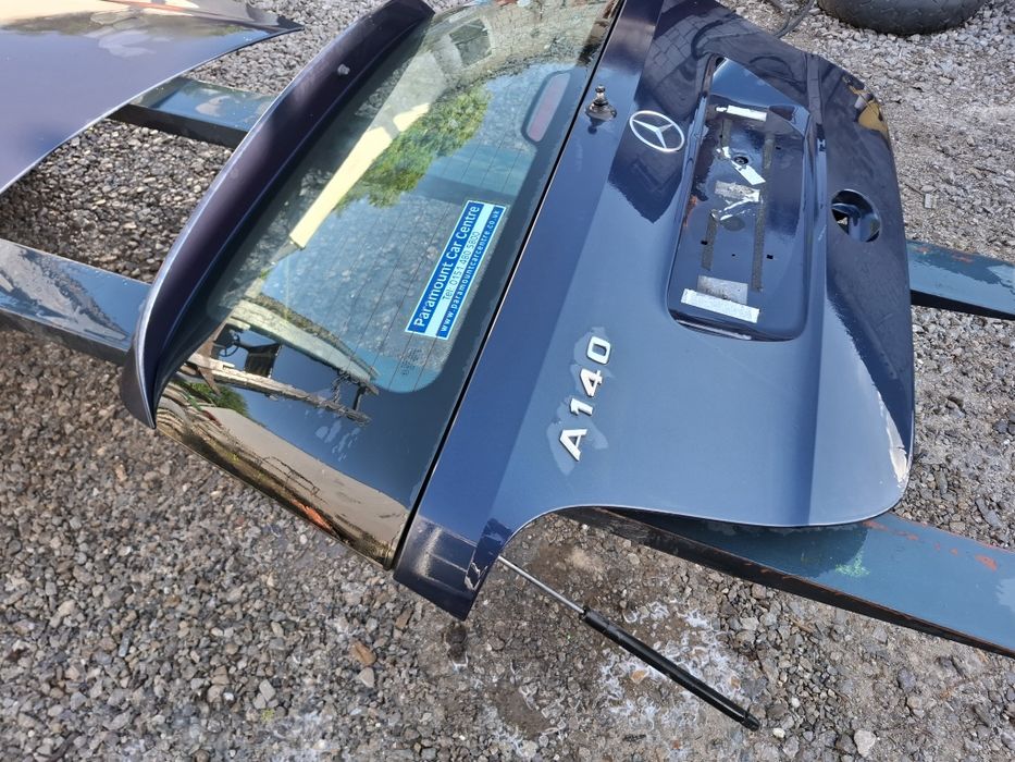 Maska klapa mercedes a klasa a140