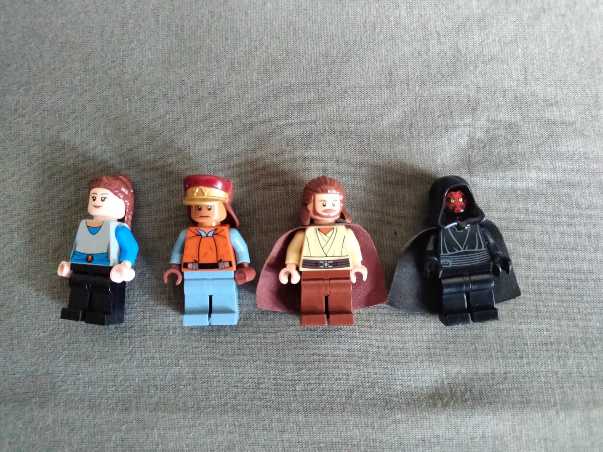 LEGO STAR WARS Darth Maul’s Sith Infiltrator 7961