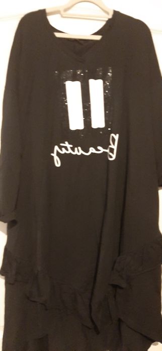 Sukienka WAWA czarna 46/48 nowa z metką papierową, dluga z aplikacją