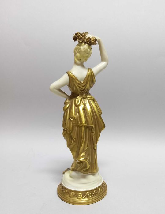 Muza, alegoria, złocona figurka Volkstedt. przed 1936 r.