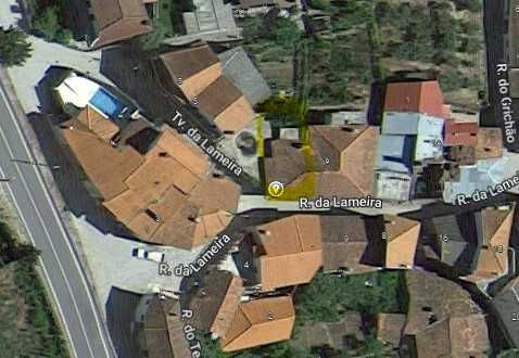 Vende-se moradia para investimento