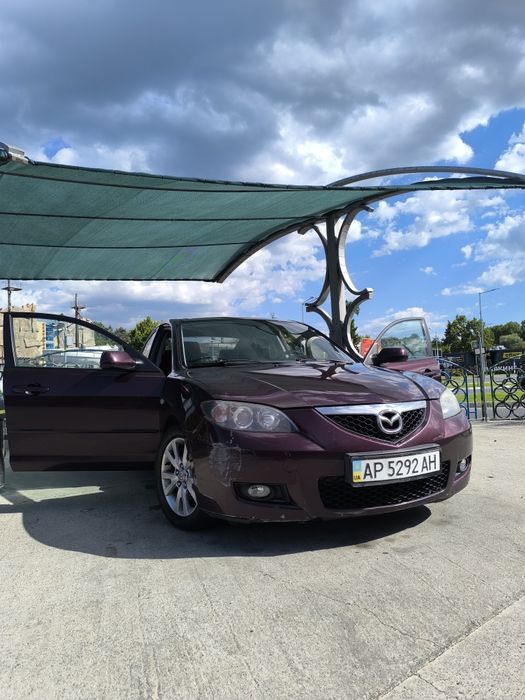 Продам Mazda 3 1.6 бензин 2007 год