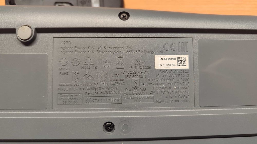 Комплект бездротовий: Клавіатура + мишка Logitech mk270