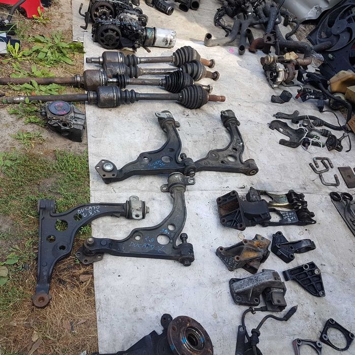 pompa wody obudowa termostatu ducato boxer jumper iveco 2.8 2.5 99r