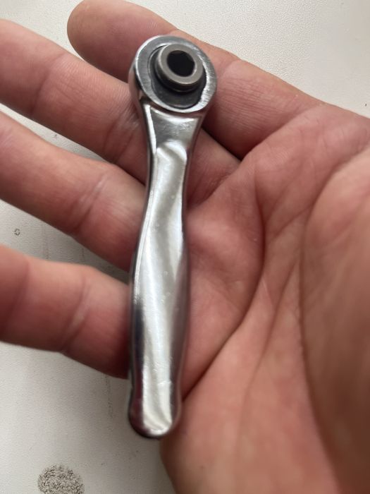 Вороток ключ трещетка 1/4 для біт 72 зуба міні зручна міцна