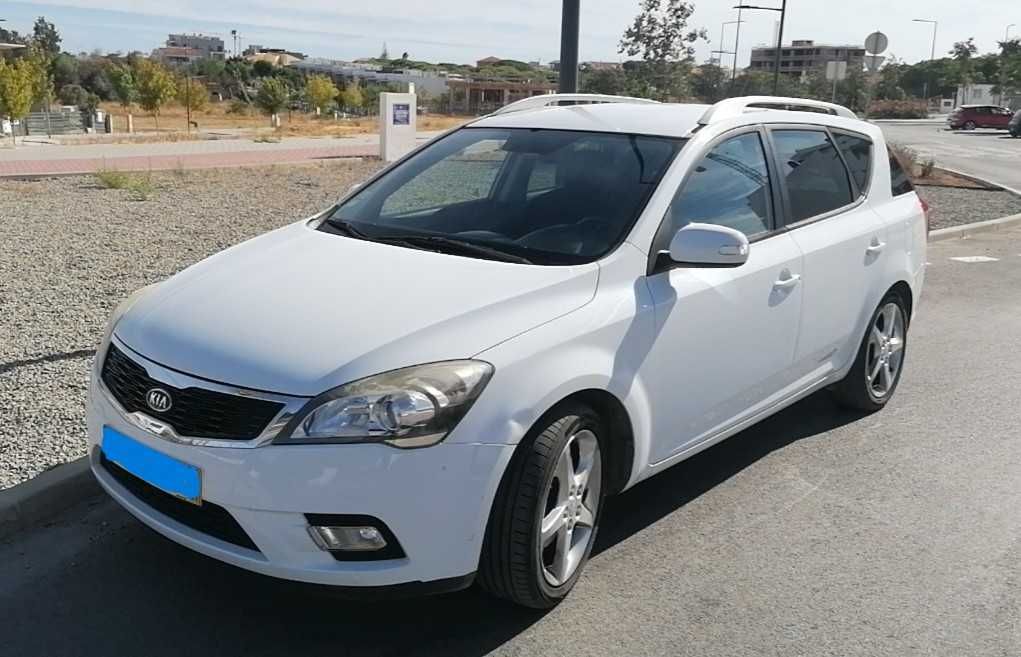Kia Ceed SW EcoDynamics | Gasolina + GPL | 2011 | 104.774 Km