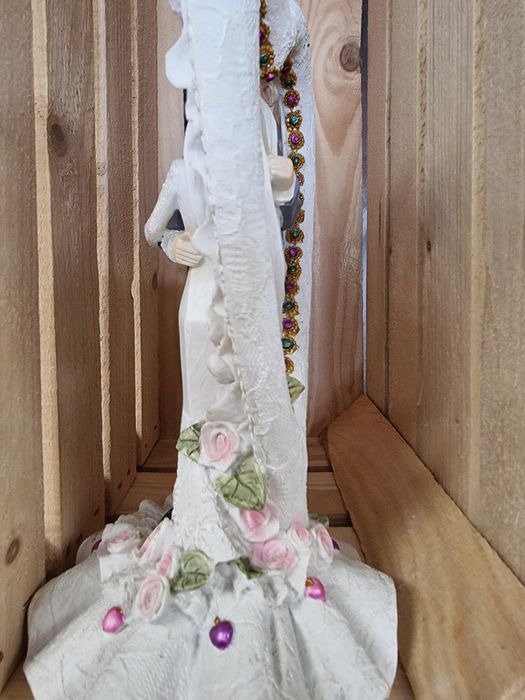 Figurki ślubne para młoda na stół dekoracje weselne figurka