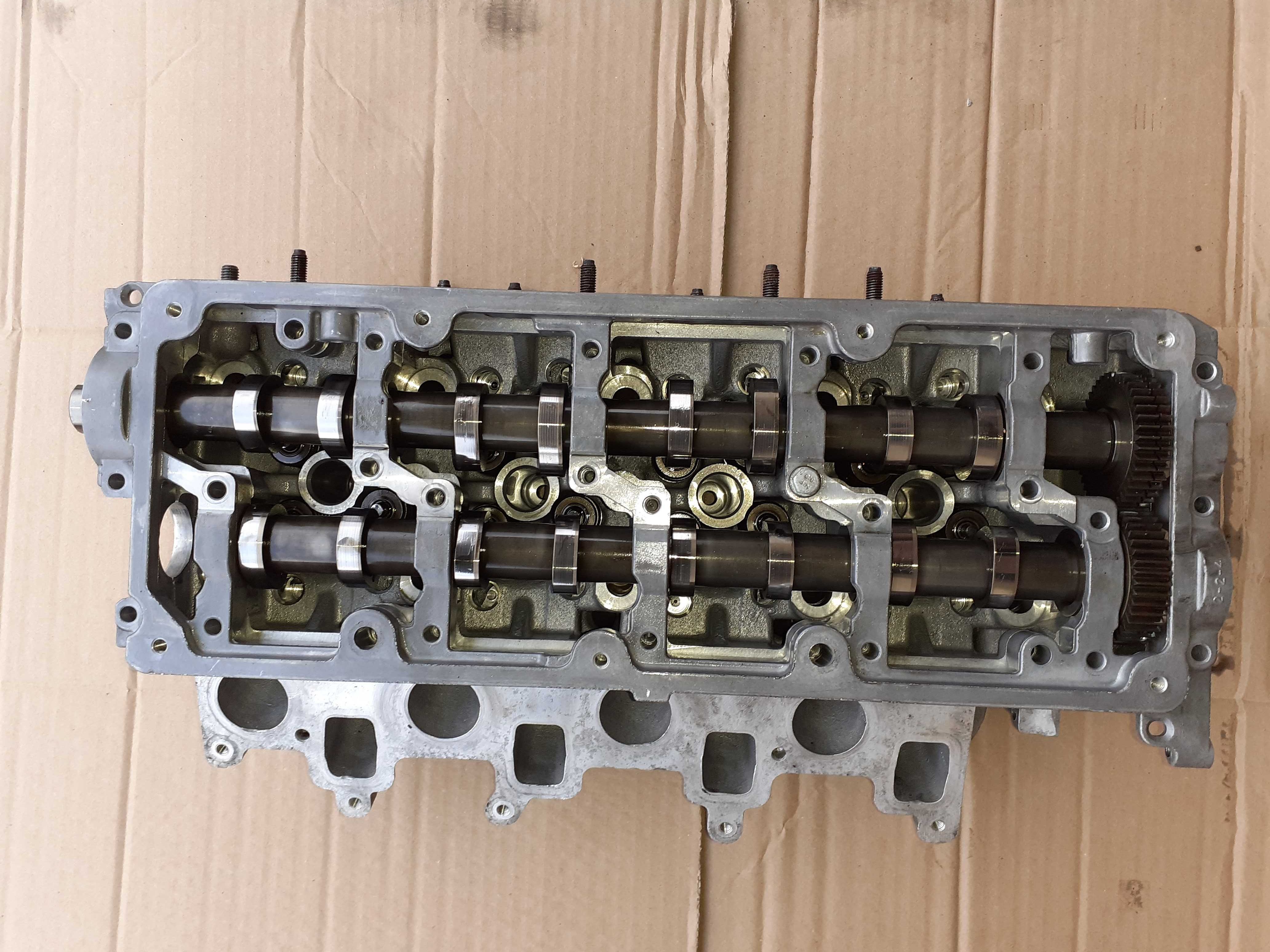 Głowica 2,0 tdi 16 cr CFHC CLCB CLCA Cfgc Cffb Clla  CFFA CFGB CFFD