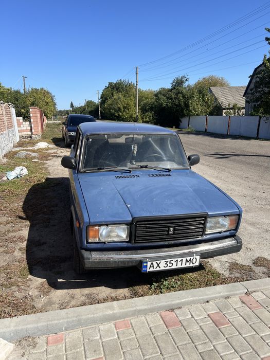 Свій автомобіль Ваз 2107 (2004р)