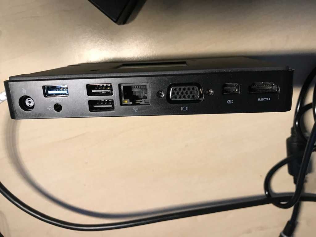 док-станцію Dell WD15 K17