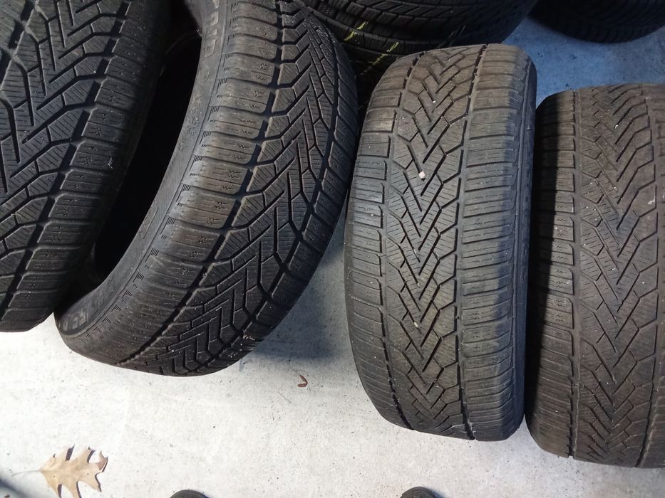 Opony Zimowe Semprrit 215/55R16 4szt