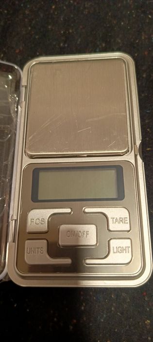 Waga Elektroniczna Jubilerska 200g x 0,01g.