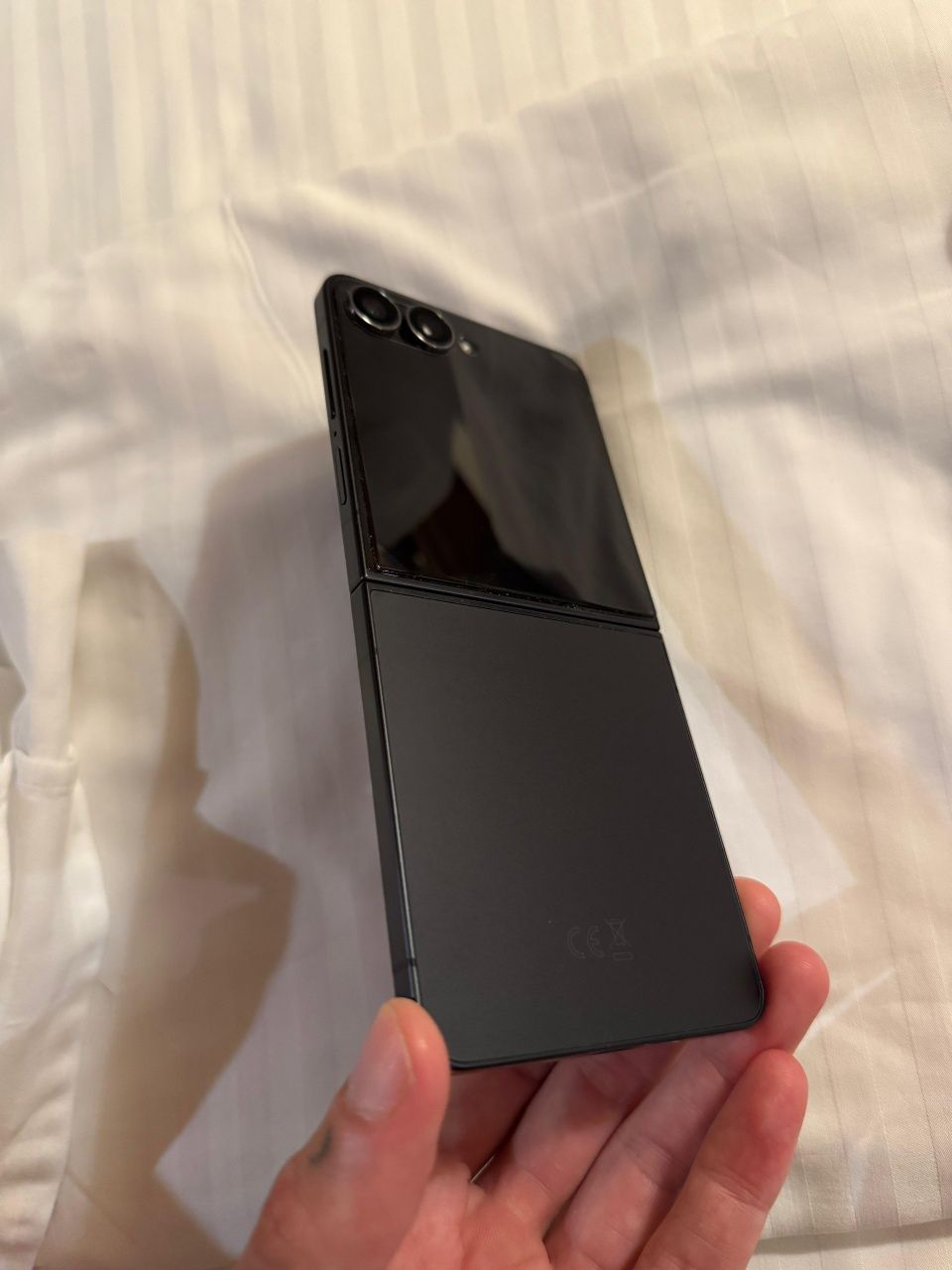 Samsung Galaxy Z Flip 7 + Buds3 Pro