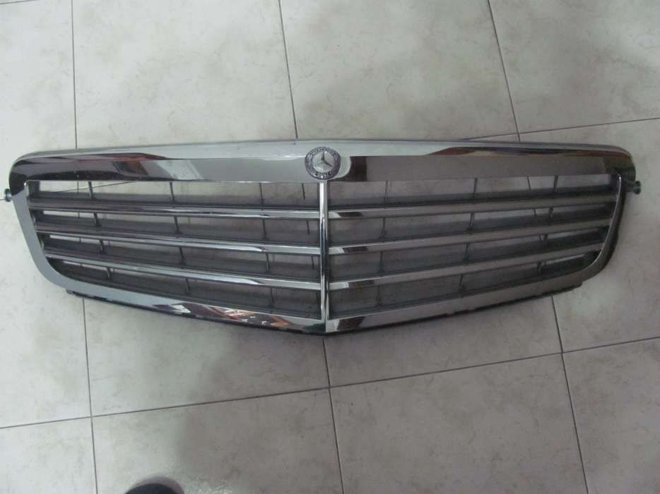 Grelha Original da Mercedes c220 de 2008