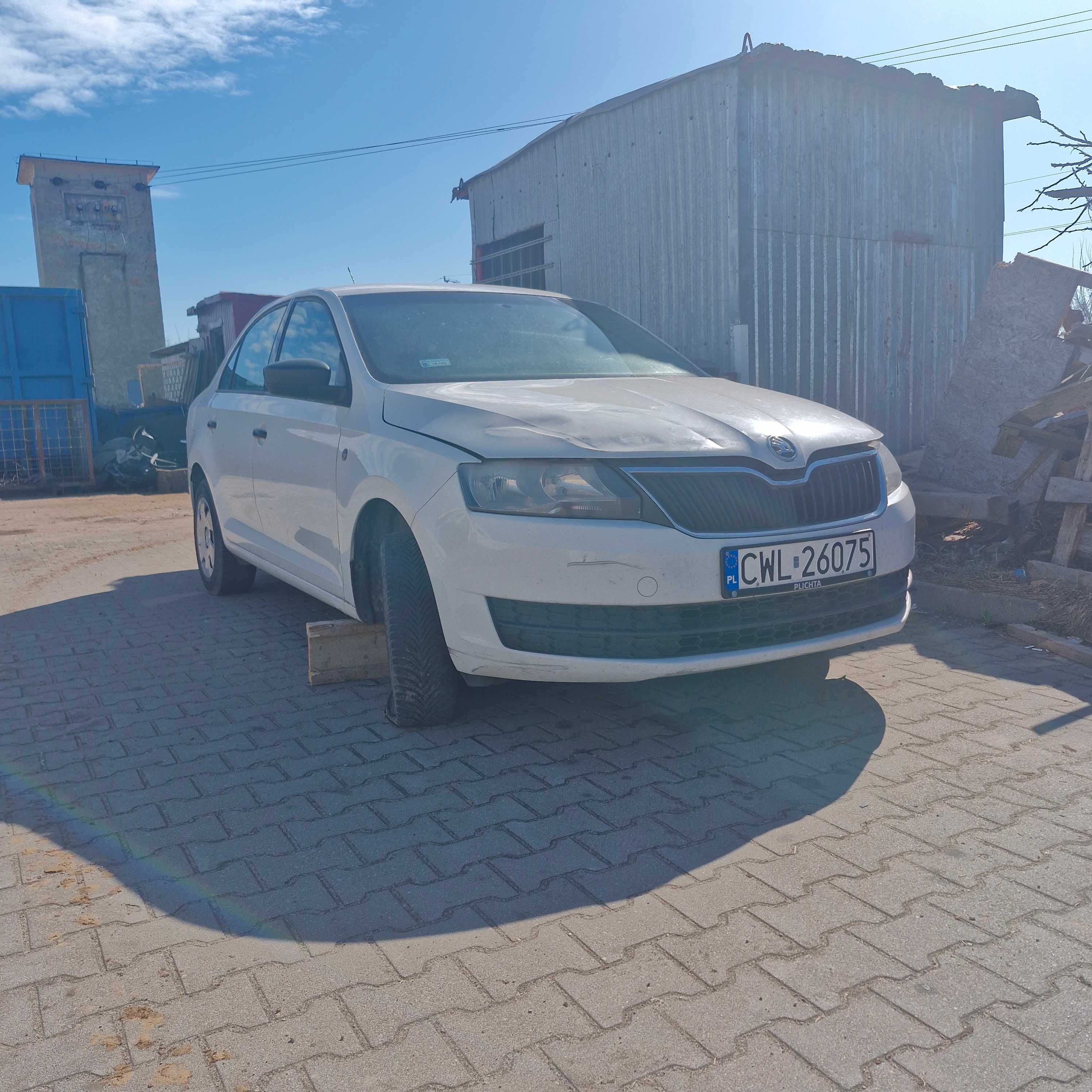 Skoda Rapid 1,6 tdi uszkodzony silnik