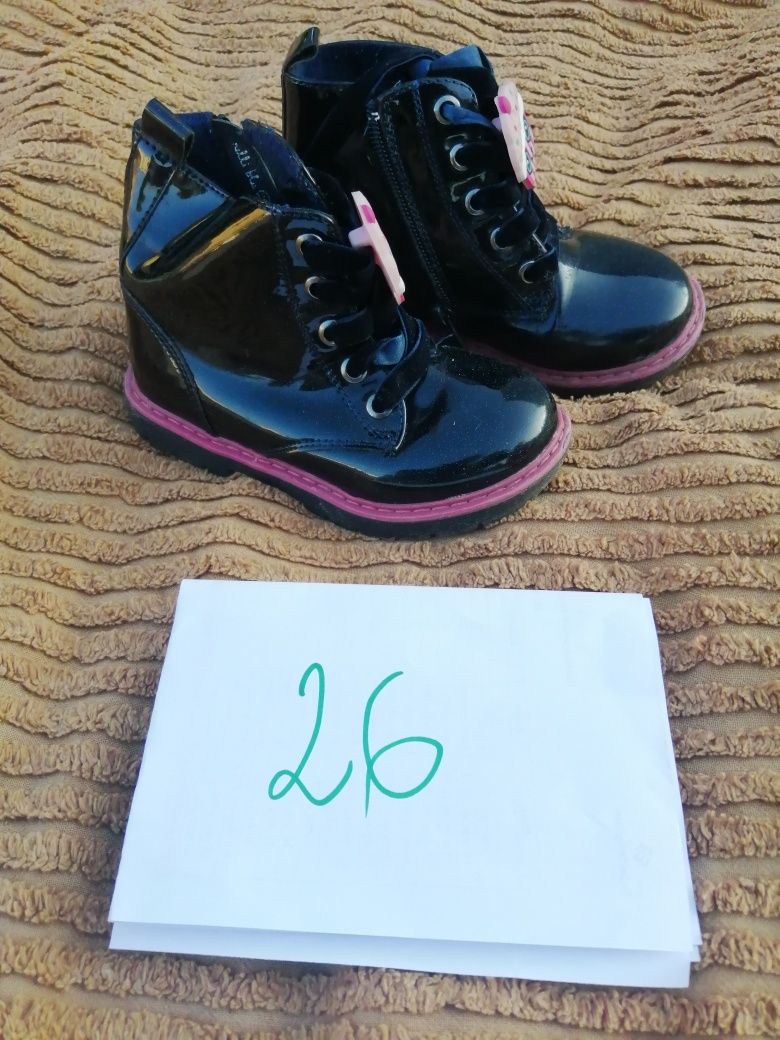 Buty rozmiar 25-26, 5 par