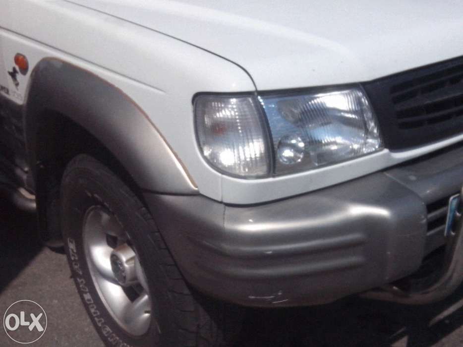Jipe Hyundai Galloper peças/pajero mk1