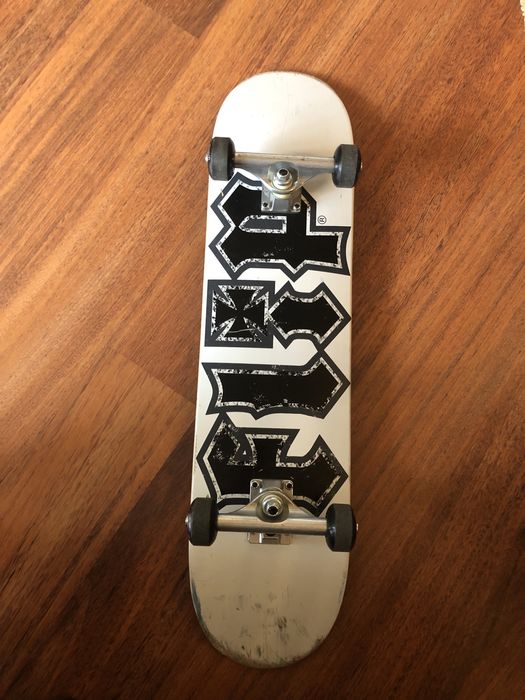 Skate Flip 7.5 HKD completo
