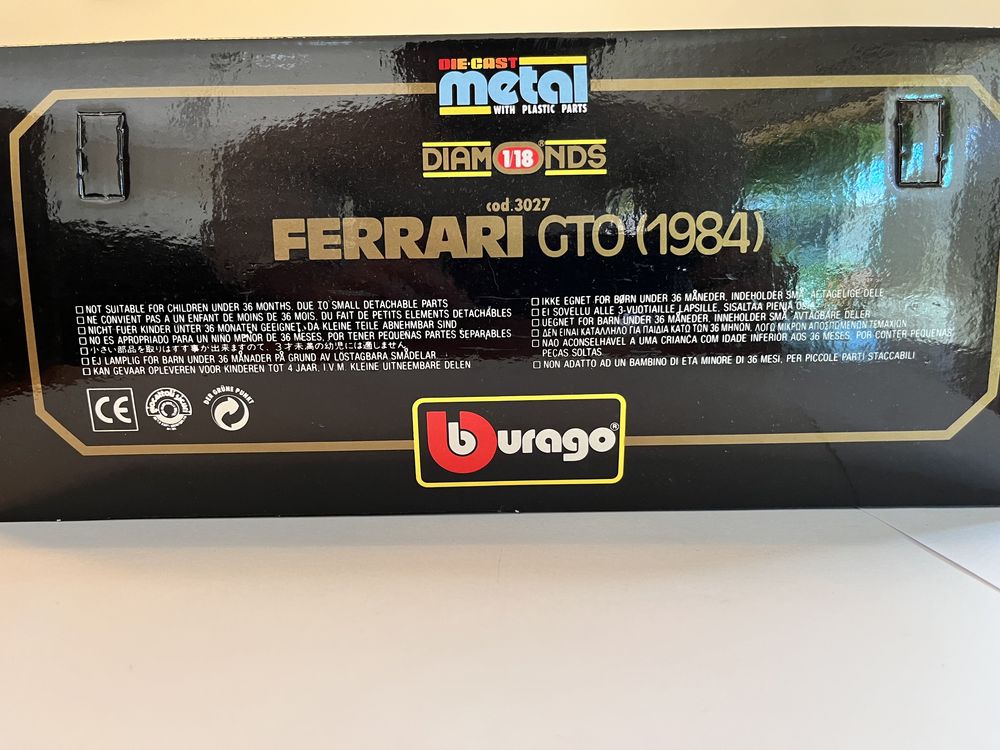 Burago - Ferrari GTO (1984)  Vermelho 1/18 cod. 3027