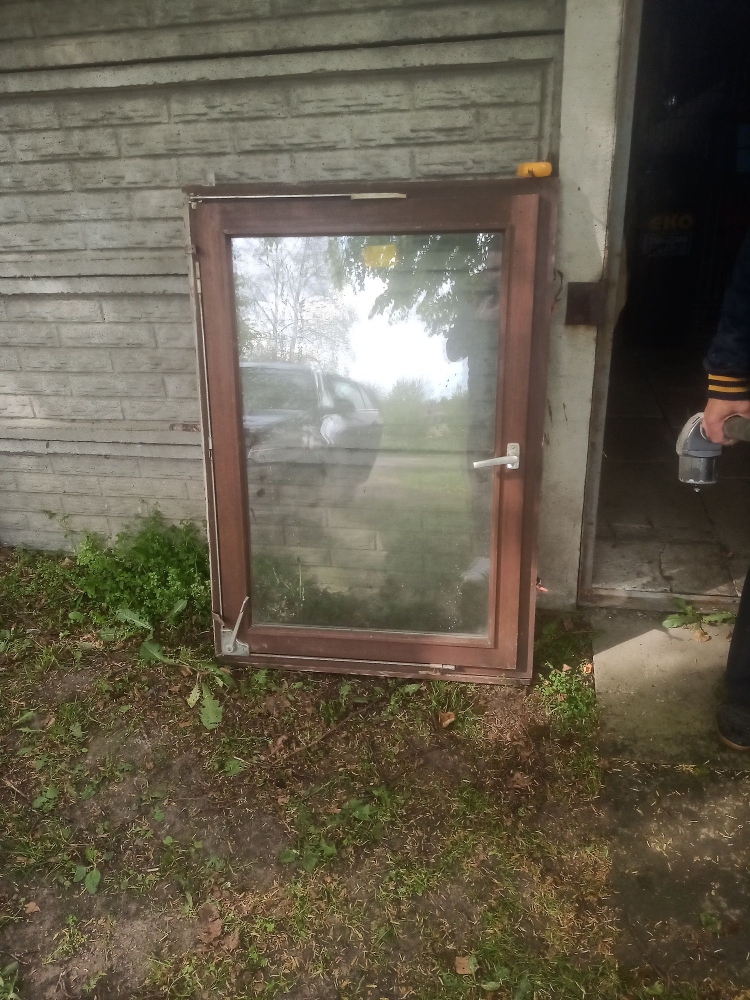 Okna drewniane 3 sztuki 91x132 cm