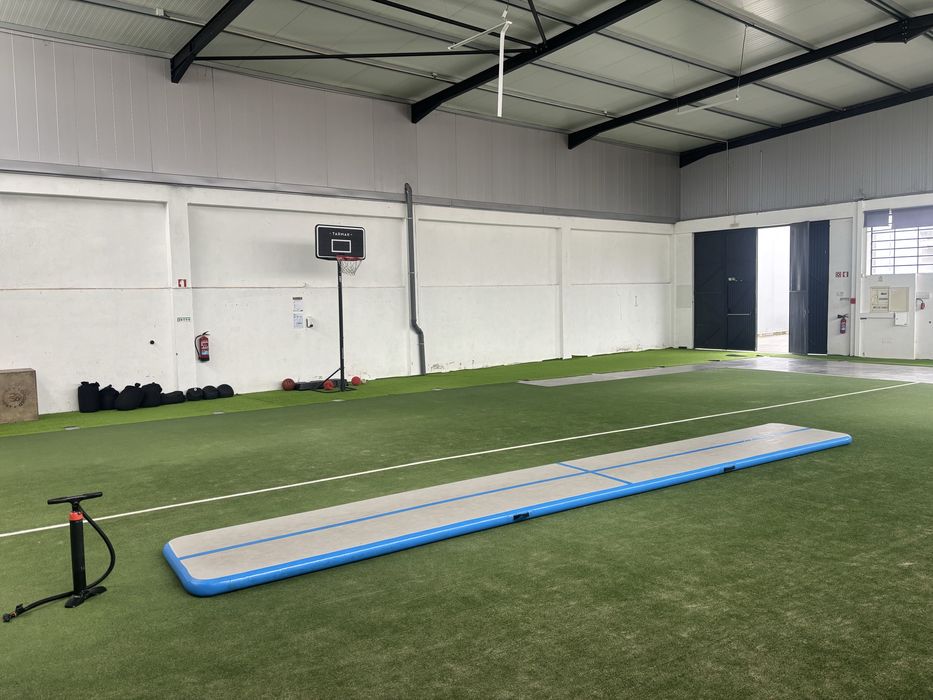 Tapete insuflável de ginastica