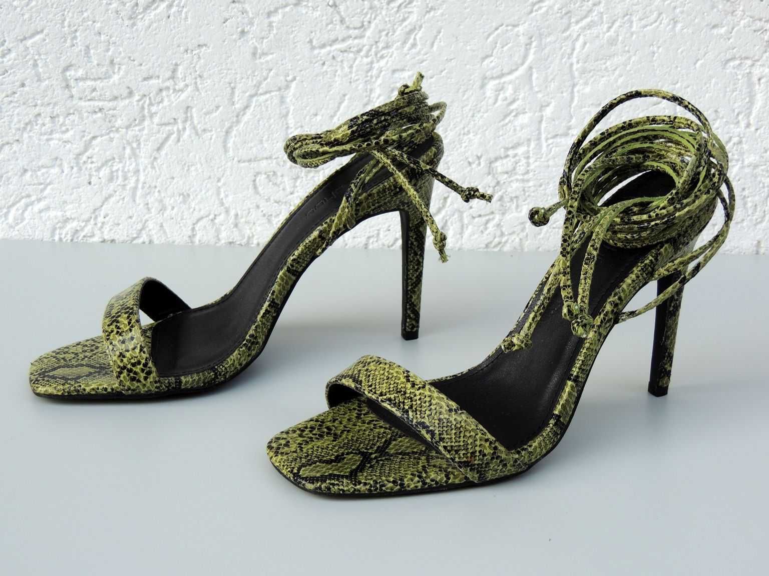 Eleganckie sandały "BOOHOO" rozmiar 6 (40)