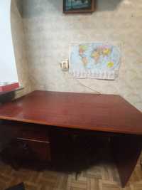 Продаю письменный стол