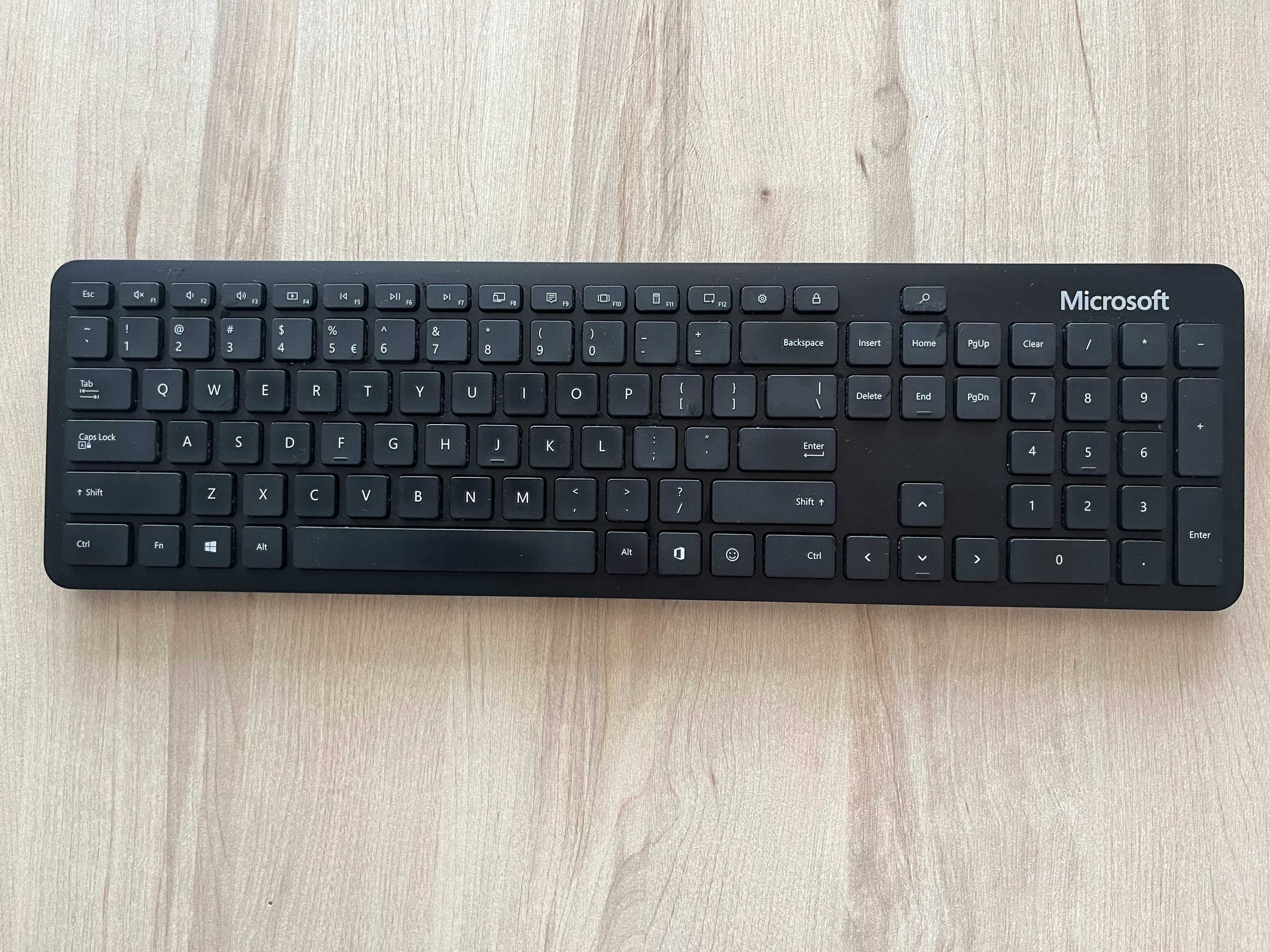 Klawiatura bezprzewodowa Microsoft Bluetooth Keyboard